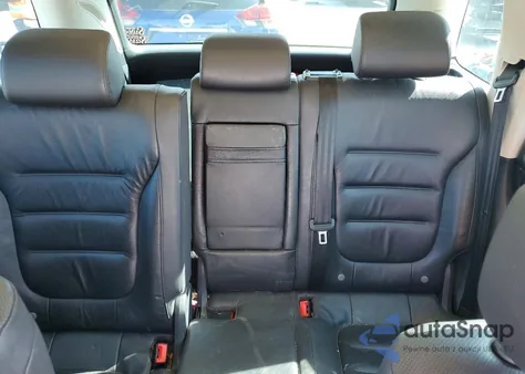 2017 Volkswagen Touareg Executive из США, поврежденный, VIN WVGGF7BP4HD006738